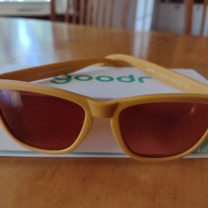 Goodr Sunglasses: Penny Slots for Free Drinks
